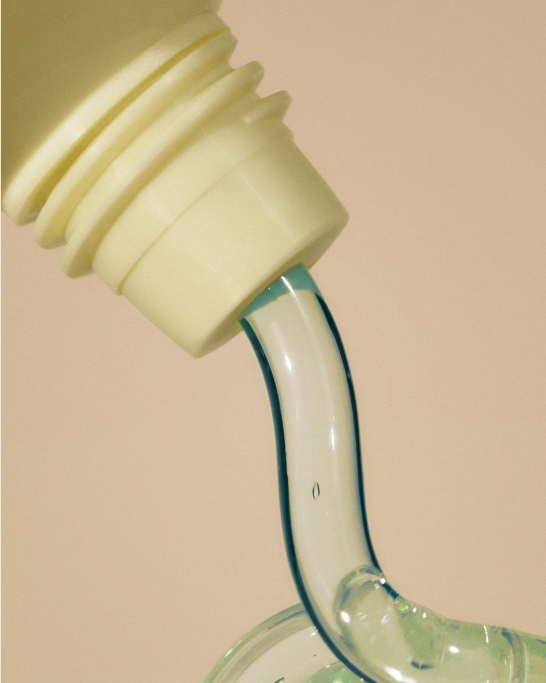 dew dream make up cleansing balm, best make up remover balm for women of color | EADEM